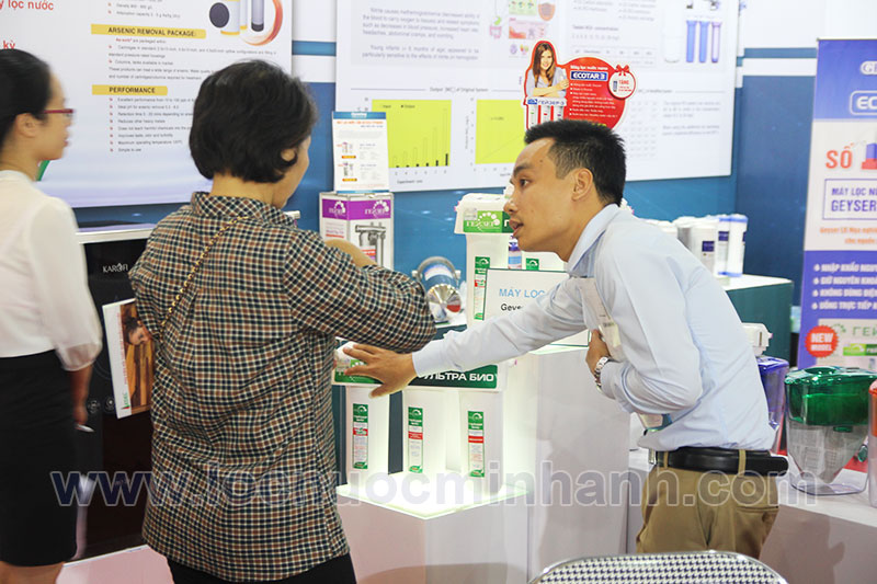 Máy lọc nước nano Ecotar là tâm điểm trieent lãm lần 3 tại Vietbuild
