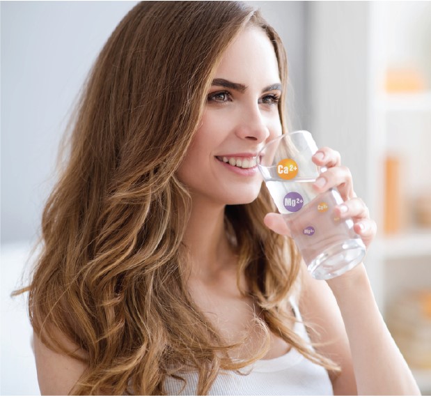 Nước uống còn khoáng giúp bổ sung các chất khoáng cần thiết cho cơ thể
