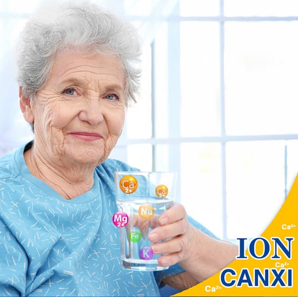 Nước ion canxi tốt cho người già