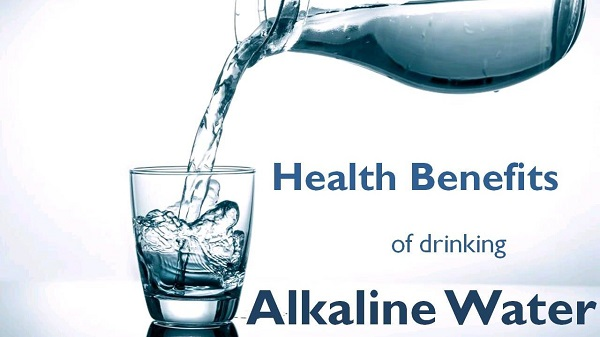 Nước Alkaline hay còn có tên gọi khác là nước kiềm, có độ pH lớn hơn 7